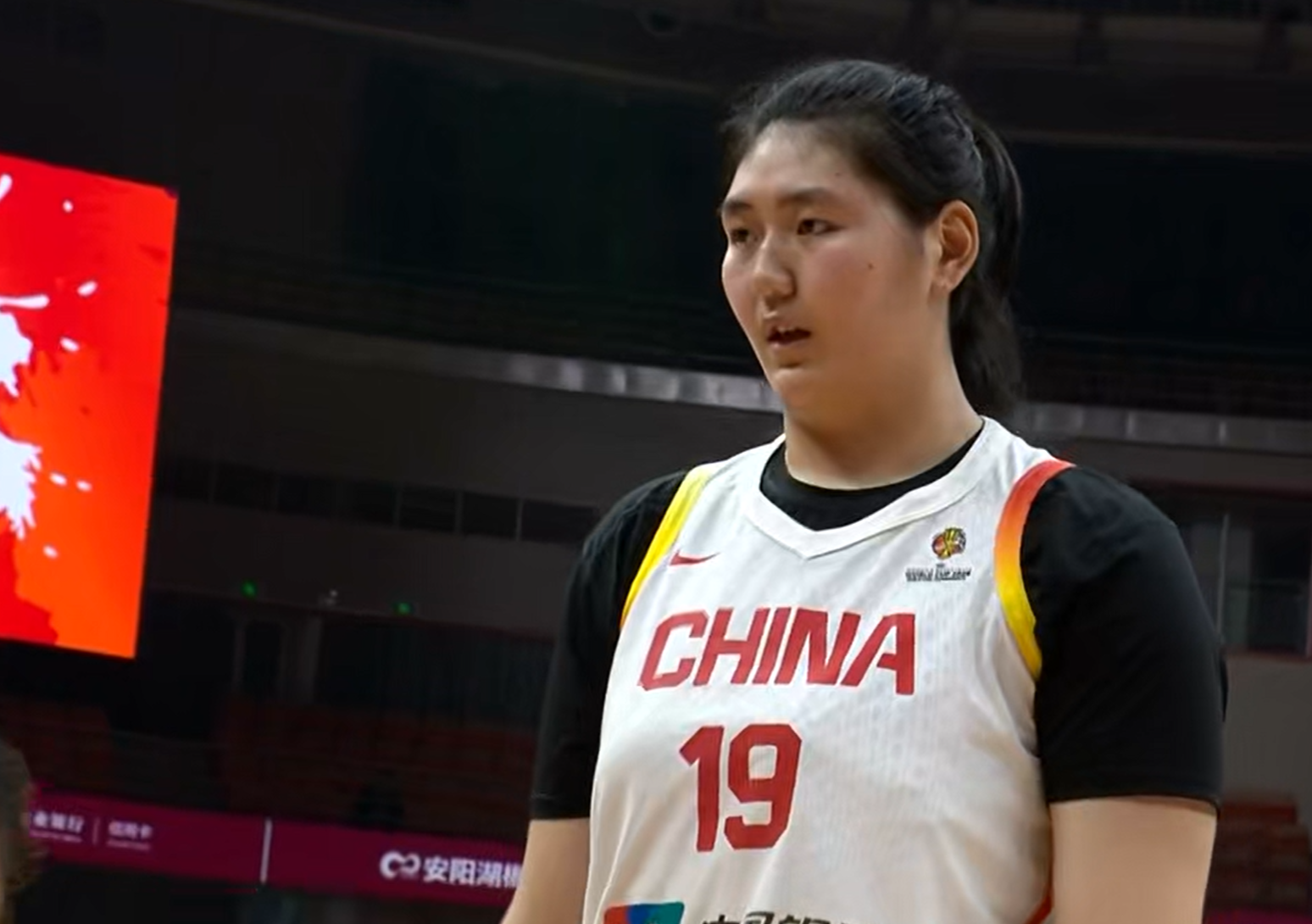 开云网页版-给力！张子宇打出国际巨星水平，李月汝遇到了大麻烦